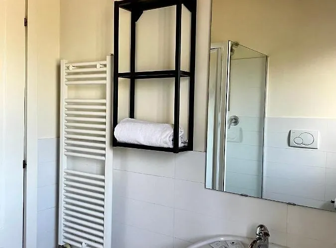 루사르도텔 게스트하우스 로마