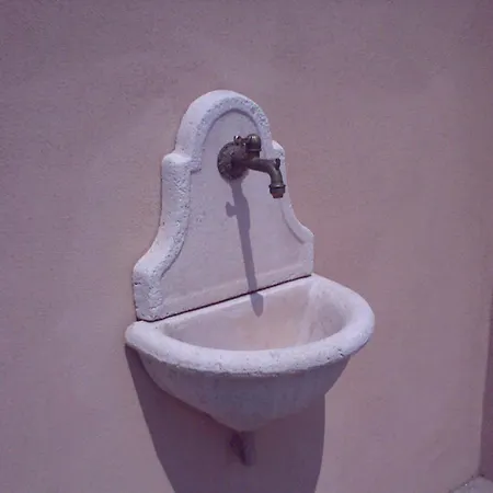 招待所 卢克萨德酒店 4*